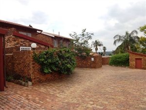 3 Bed Townhouse in Corlett Gardens