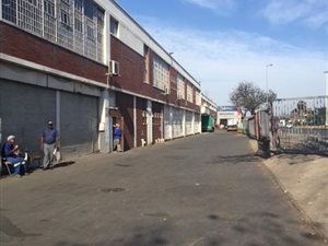 3000 m² Commercial space in Mobeni