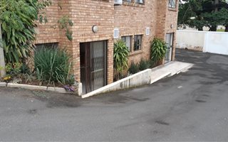 2 Bedroom Cluster in Somerset Park