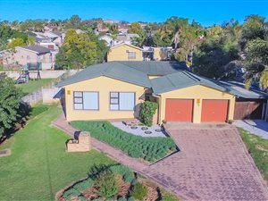 3 Bed House in Strelitzia Park