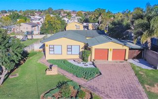 3 Bedroom House in Strelitzia Park