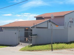 Commercial space in Bluff