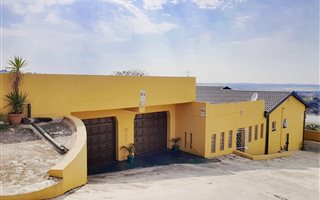 2 Bedroom House in Townview
