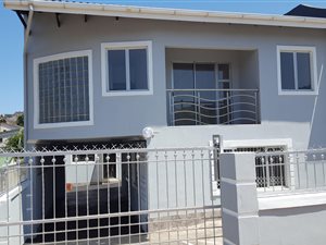 61 m² Commercial space in Montford