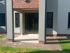 2 Bed Townhouse in Rooihuiskraal North