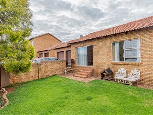 2 Bed Townhouse in Honeydew Manor