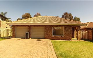 3 Bedroom Townhouse in Bronkhorstspruit