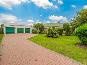 3 Bed House in Airfield