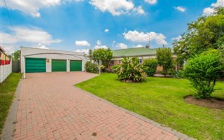 3 Bedroom House in Airfield