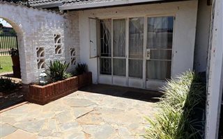 3 Bedroom House in Cresslawn