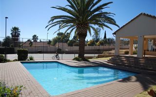 3 Bedroom Townhouse in Edenglen