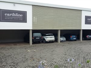 1420 m² Commercial space in Maxmead