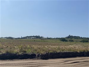2504 m² Land available in Shakas Head