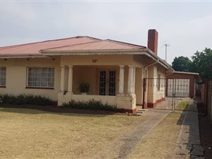 3 Bed House in Vereeniging Central