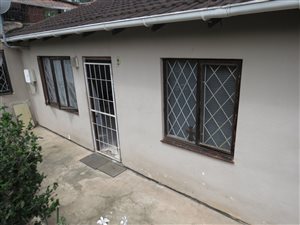 3 Bed House in Newlands West