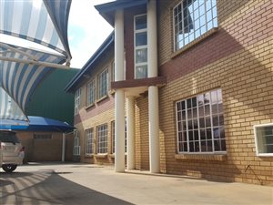 1580 m² Industrial space in Wadeville