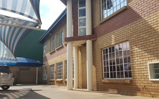 1580 m² Industrial space in Wadeville