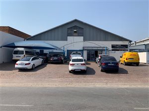 2500 m² Industrial space in Wynberg
