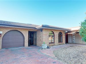 4 Bed House in Monte Vista