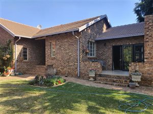 3 Bed House in Montana Park