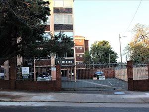2 Bed Apartment in Morningside