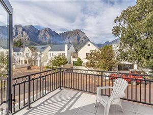 3 Bed House in Kylemore