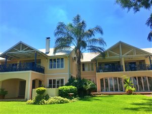 2 Bedroom Townhouse in Kosmos