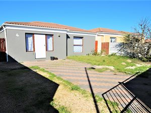 2 Bed House in Summer Greens