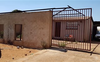 2 Bedroom House in Eden Park