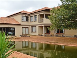 4 Bed House in Rietvlei View