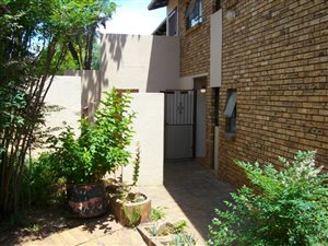 2 Bed Simplex in Rangeview