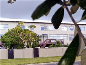 2 Bed Townhouse in Tableview