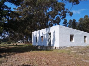 2141 m² Farm in Bredasdorp