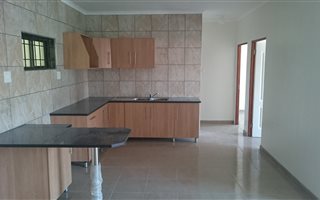 2 Bedroom Apartment in Rosettenville