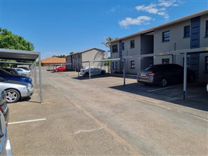 3 Bed Apartment in Rynfield