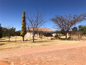 3.6 ha Farm in Hillshaven