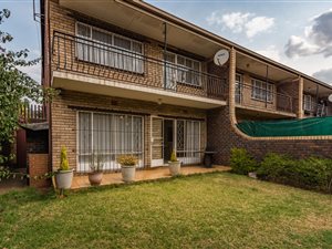 3 Bed Townhouse in Windsor West