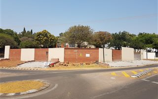 500 m² Commercial space in Newlands