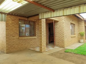 3 Bedroom House in South Hills