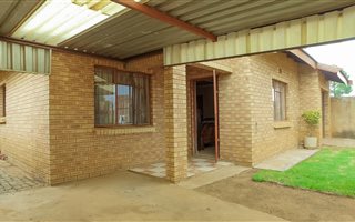 3 Bedroom House in South Hills