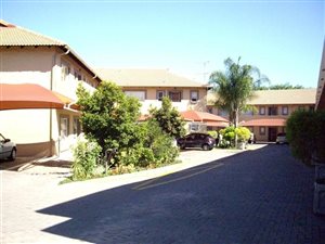 2 Bed Townhouse in Sinoville