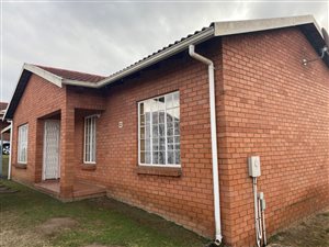 3 Bed Townhouse in Lincoln Meade