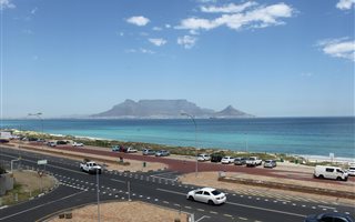 2 Bedroom Apartment in Bloubergstrand