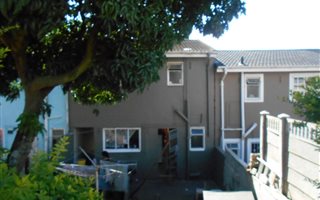3 Bedroom Townhouse in Eastbury