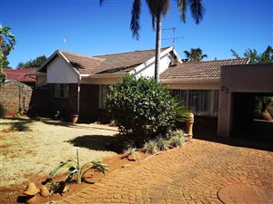 3 Bed House in Chantelle