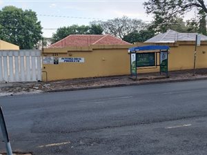 215 m² Office Space in Highlands North