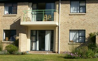 2 Bedroom Apartment in Grahamstown Central