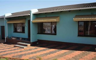 3 Bedroom House in Ngwelezana