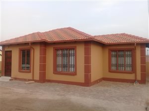 2 Bed House in Bergsig