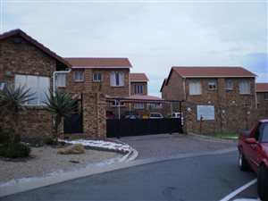 2 Bed Townhouse in Olivedale